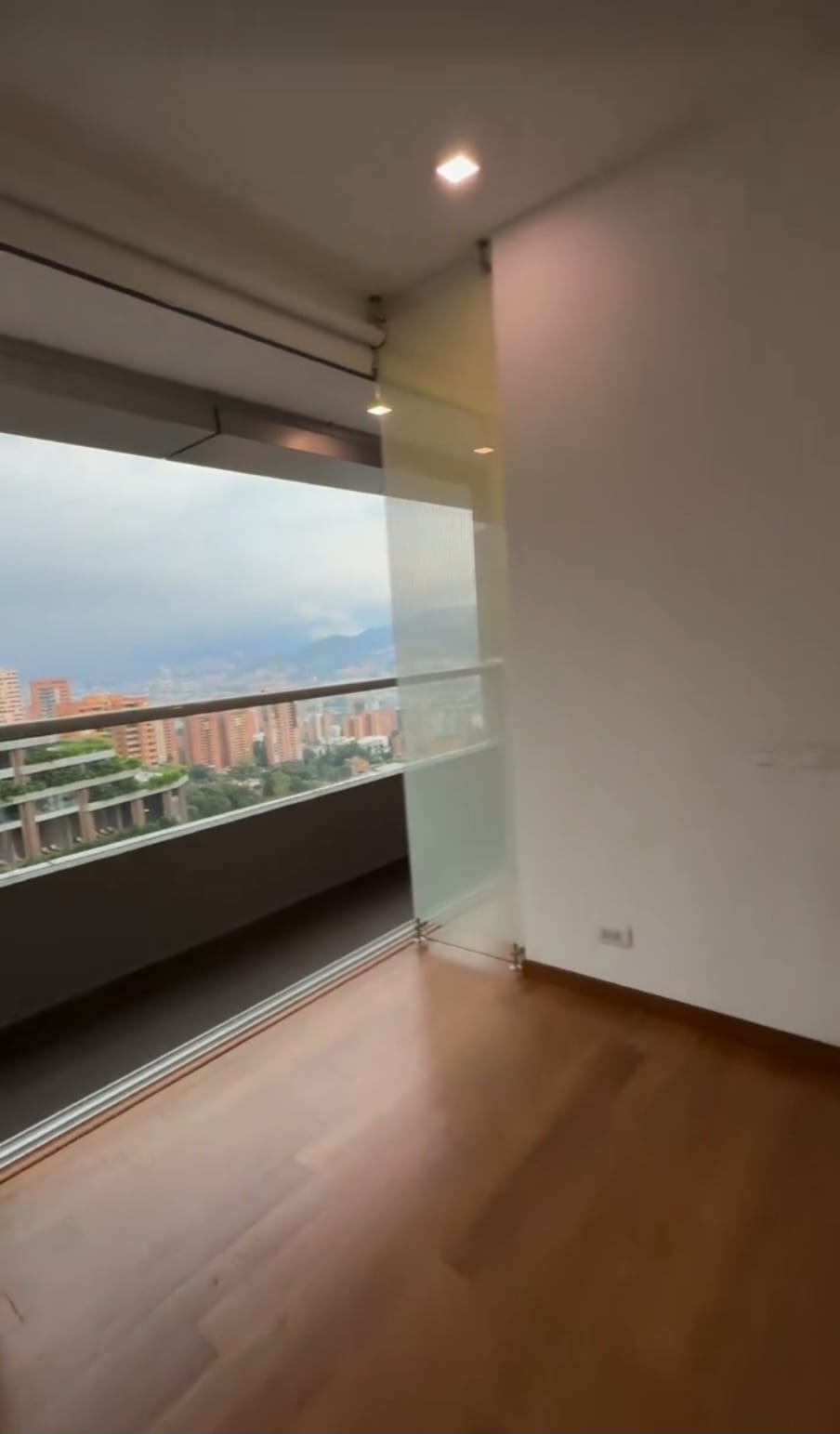 Apartaestudio para arriendo en El Tesoro Poblado