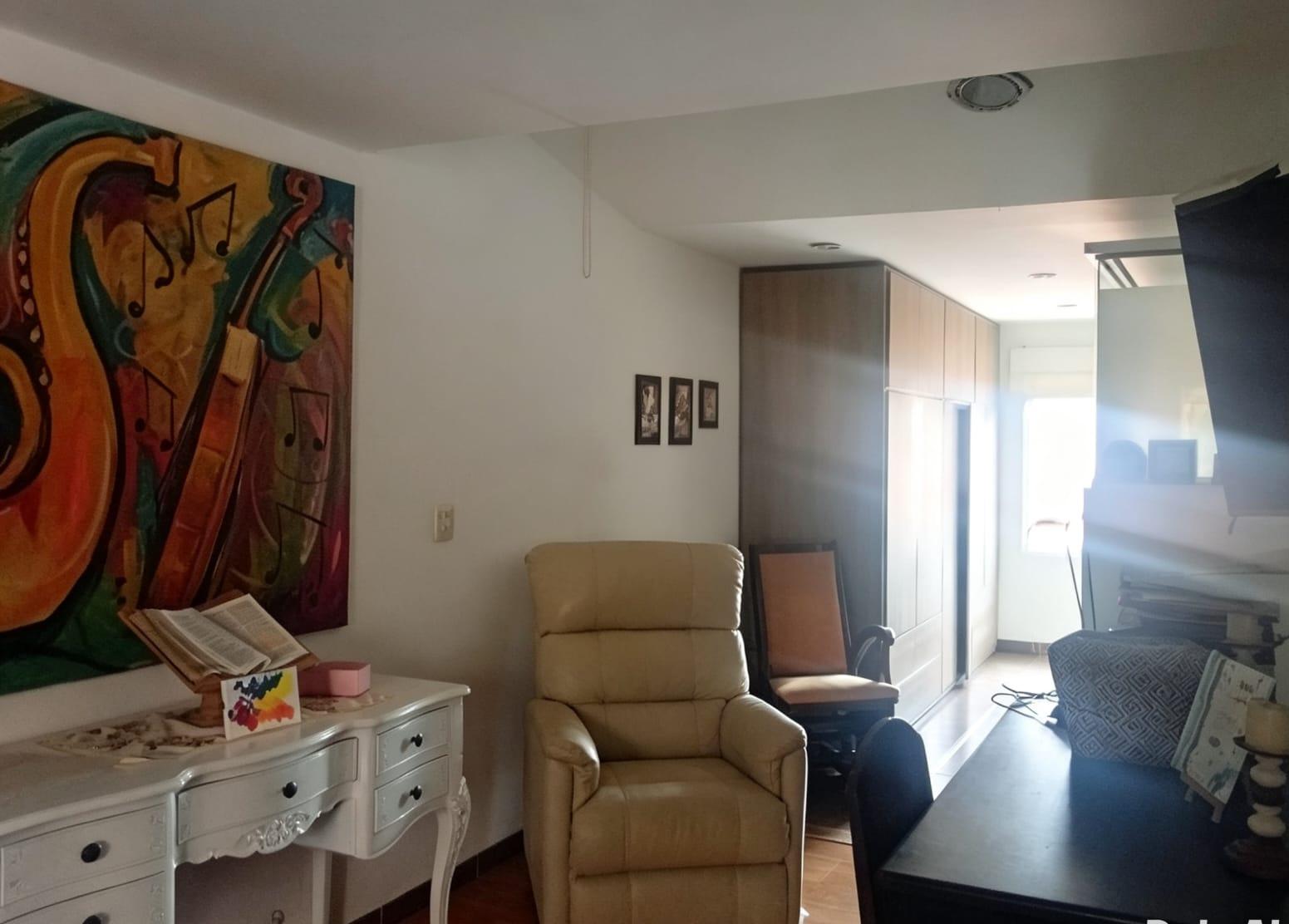 Casa para venta en rodeo alto Medellin