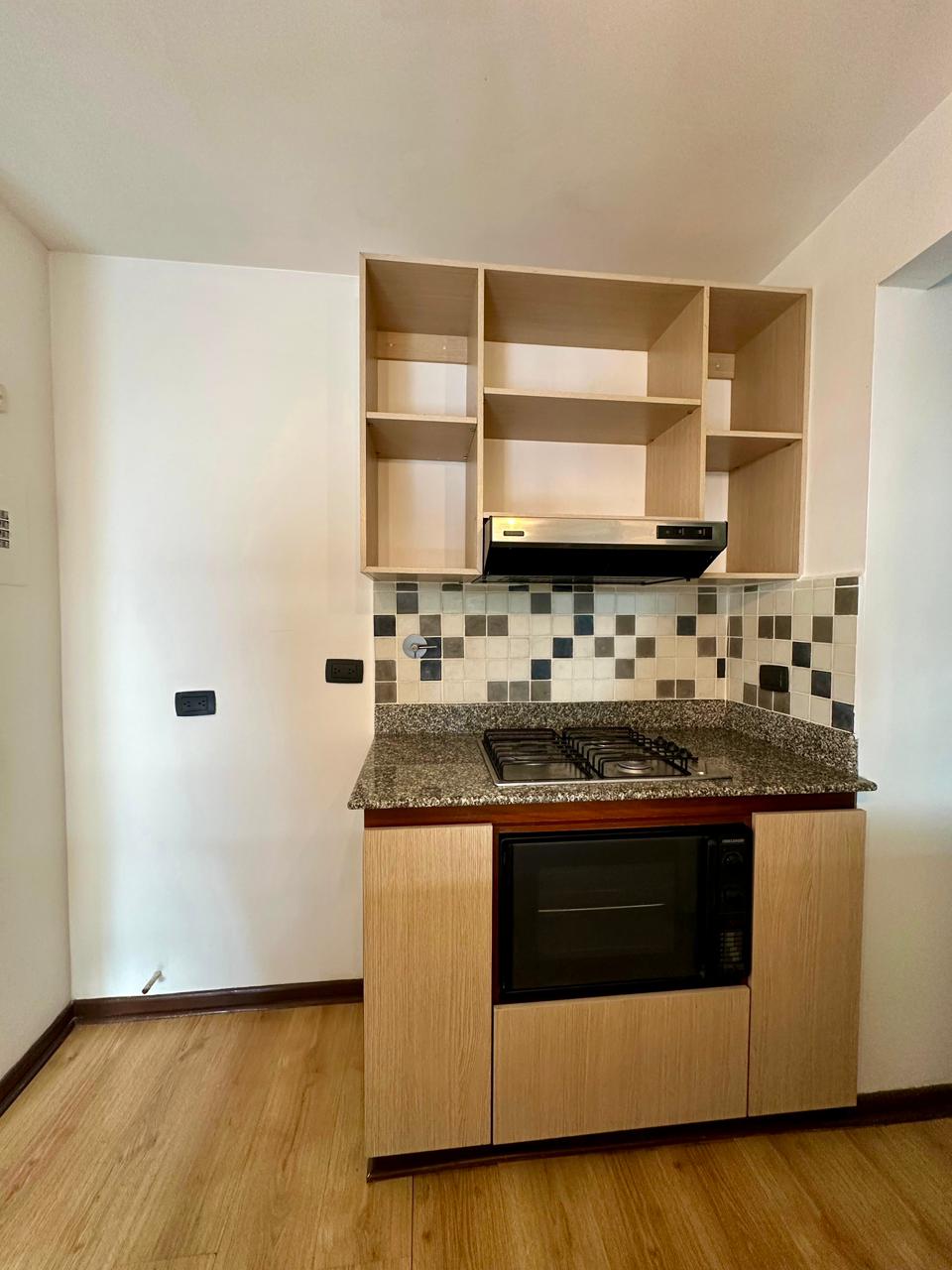 Apartaestudio para arriendo en El Poblado Los Balsos