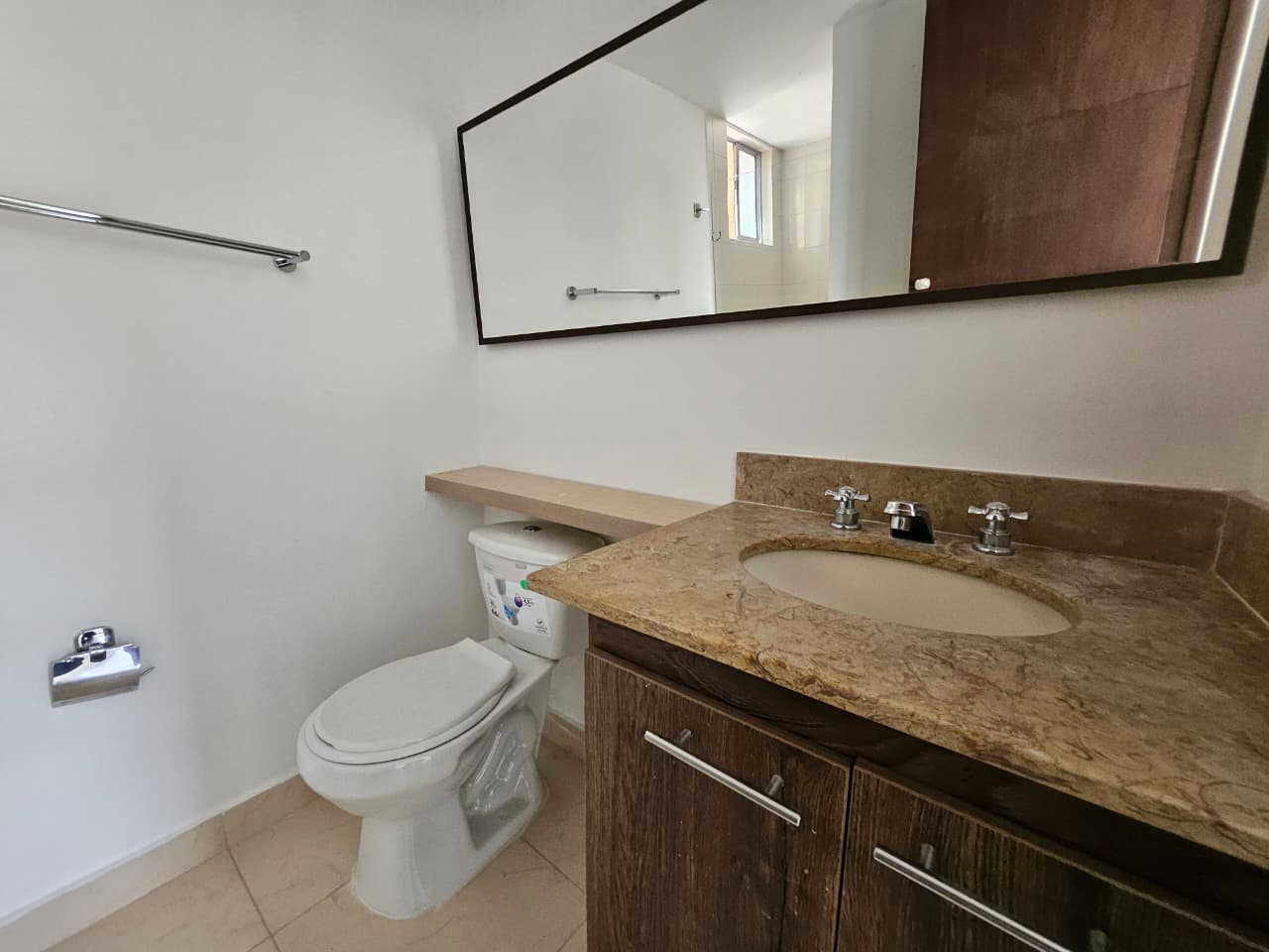 Apartamento en arriendo en la Loma del Escobero Envigado