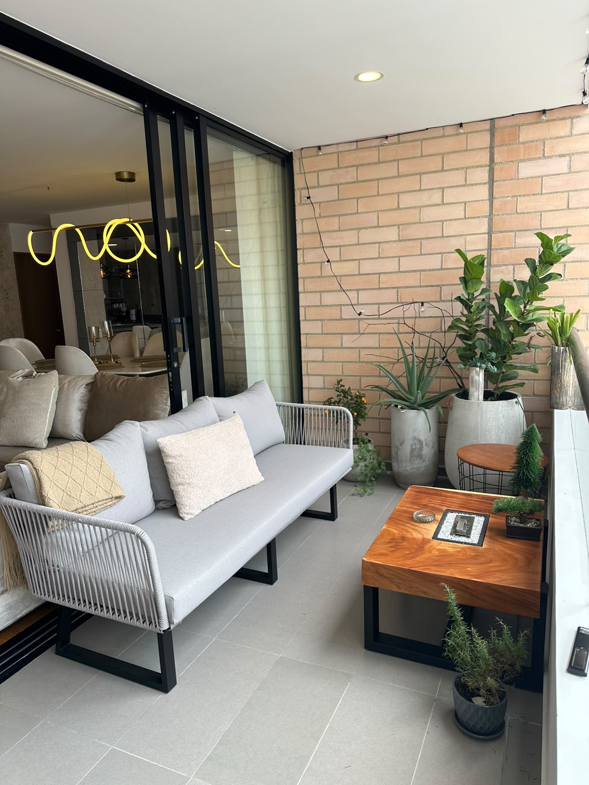Apartamento amoblado en La Loma de las Brujas Envigado