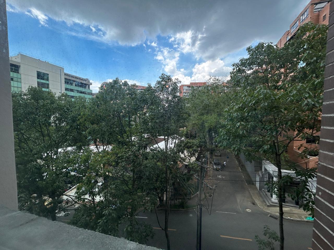 Apartamento AMOBLADO para la venta en Medellín Loma de Alejandría