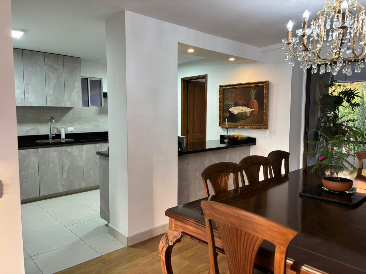 Apartamento para la venta en el tesoro