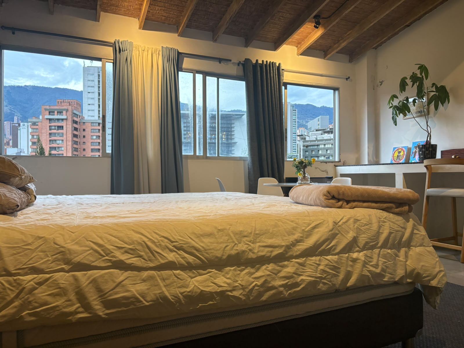 Vendo Apartamento pent-house en Aguátala Poblado Medellín