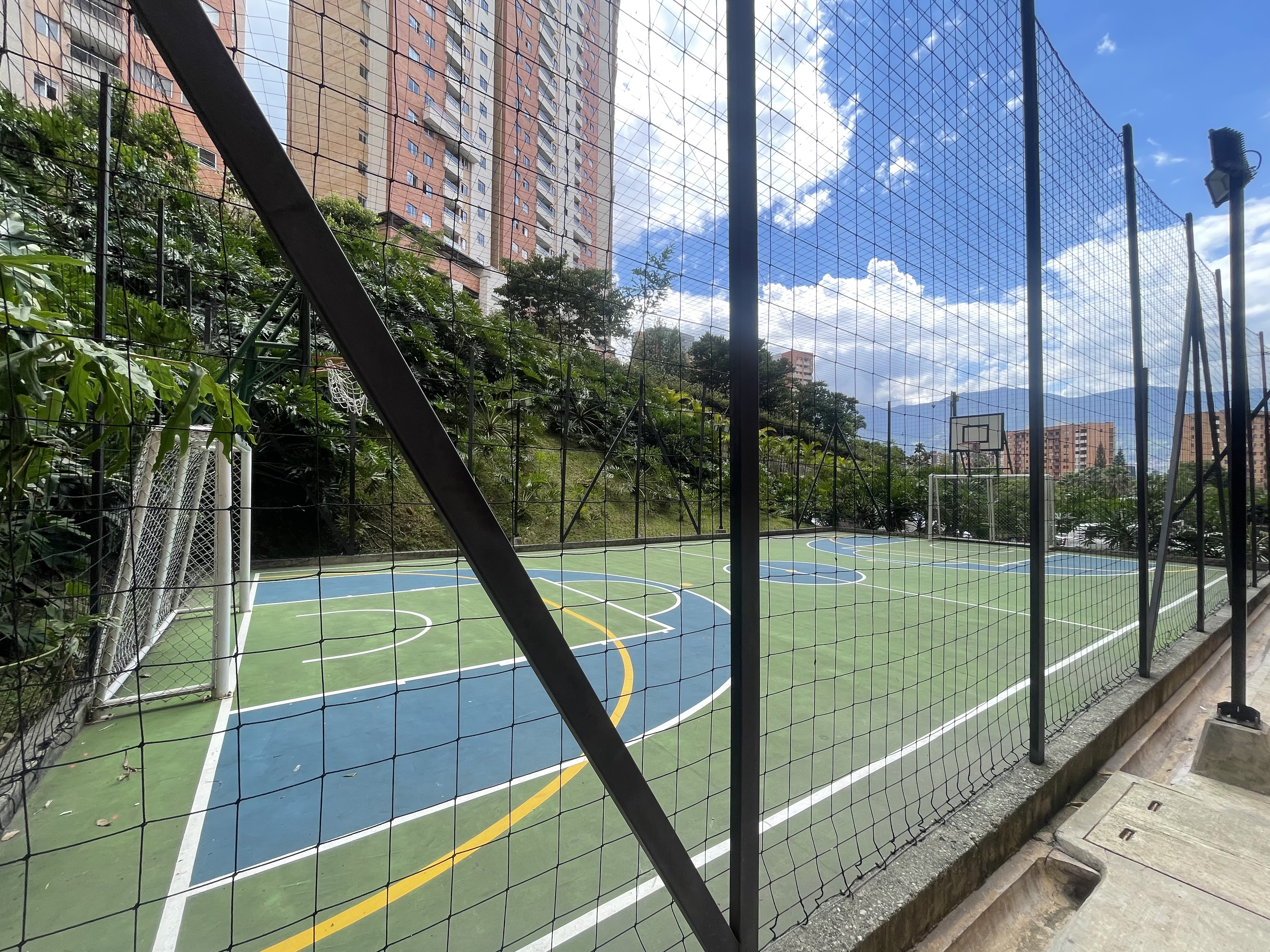 Apartamento para la venta en Sabaneta sector Asdesillas