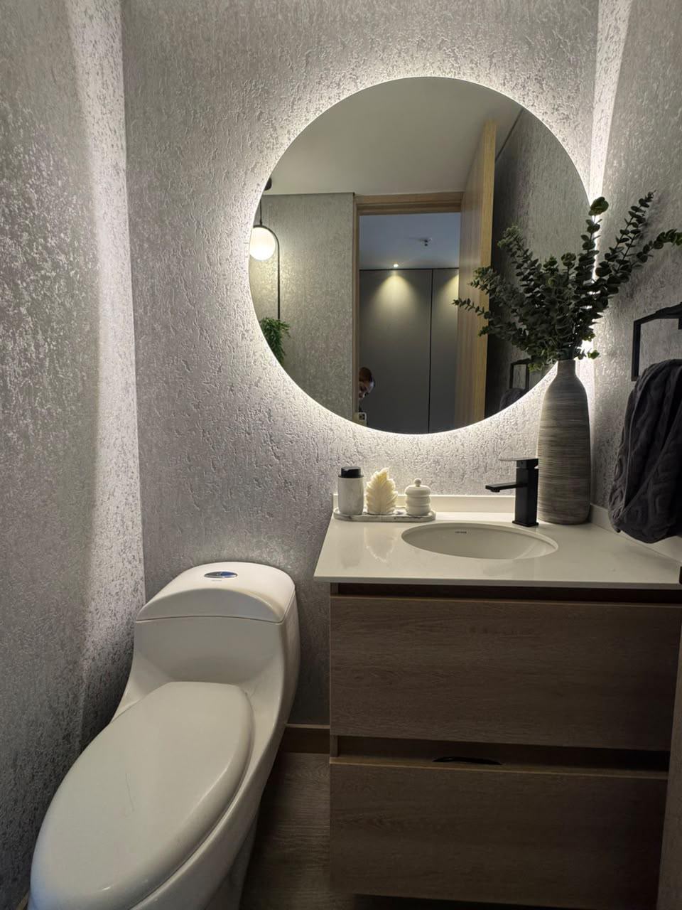 Apartamento remodelado en venta Los Balsos – 125 m² + domótica