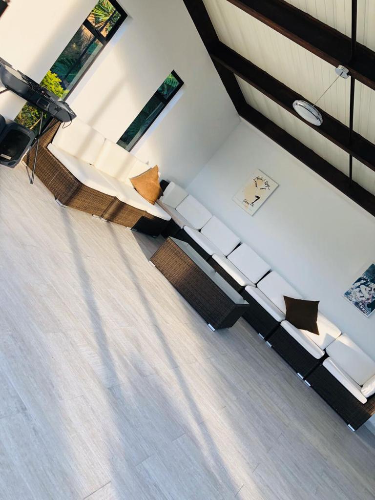 SE VENDE FINCA EN GIRARDOTA (ANTIOQUIA)