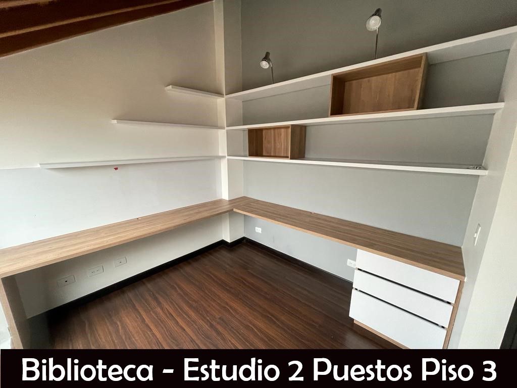 Casa para la venta en La Estrella Cerca del Parque - Antioquia