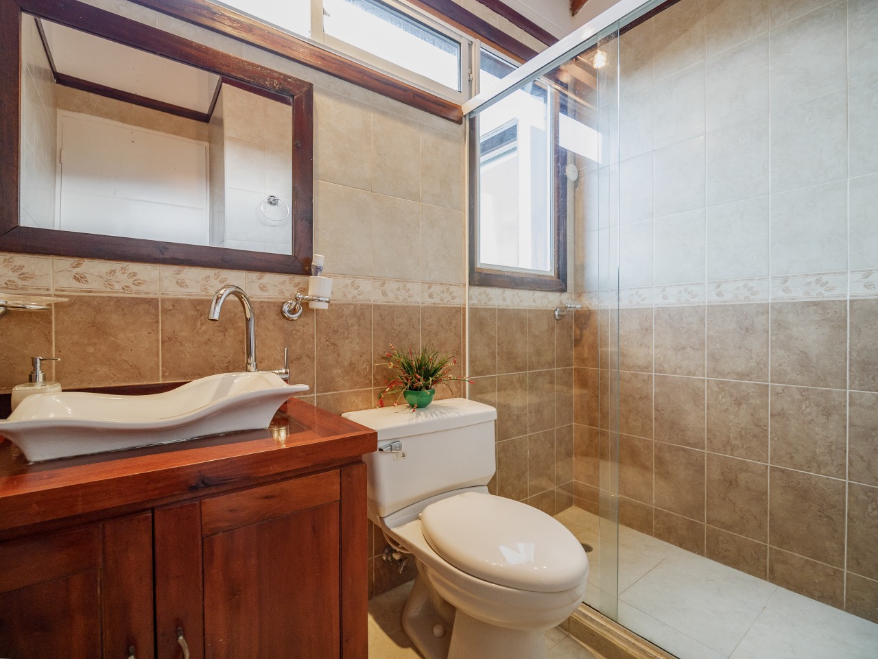 Casa en venta en Loma del Escobero Envigado