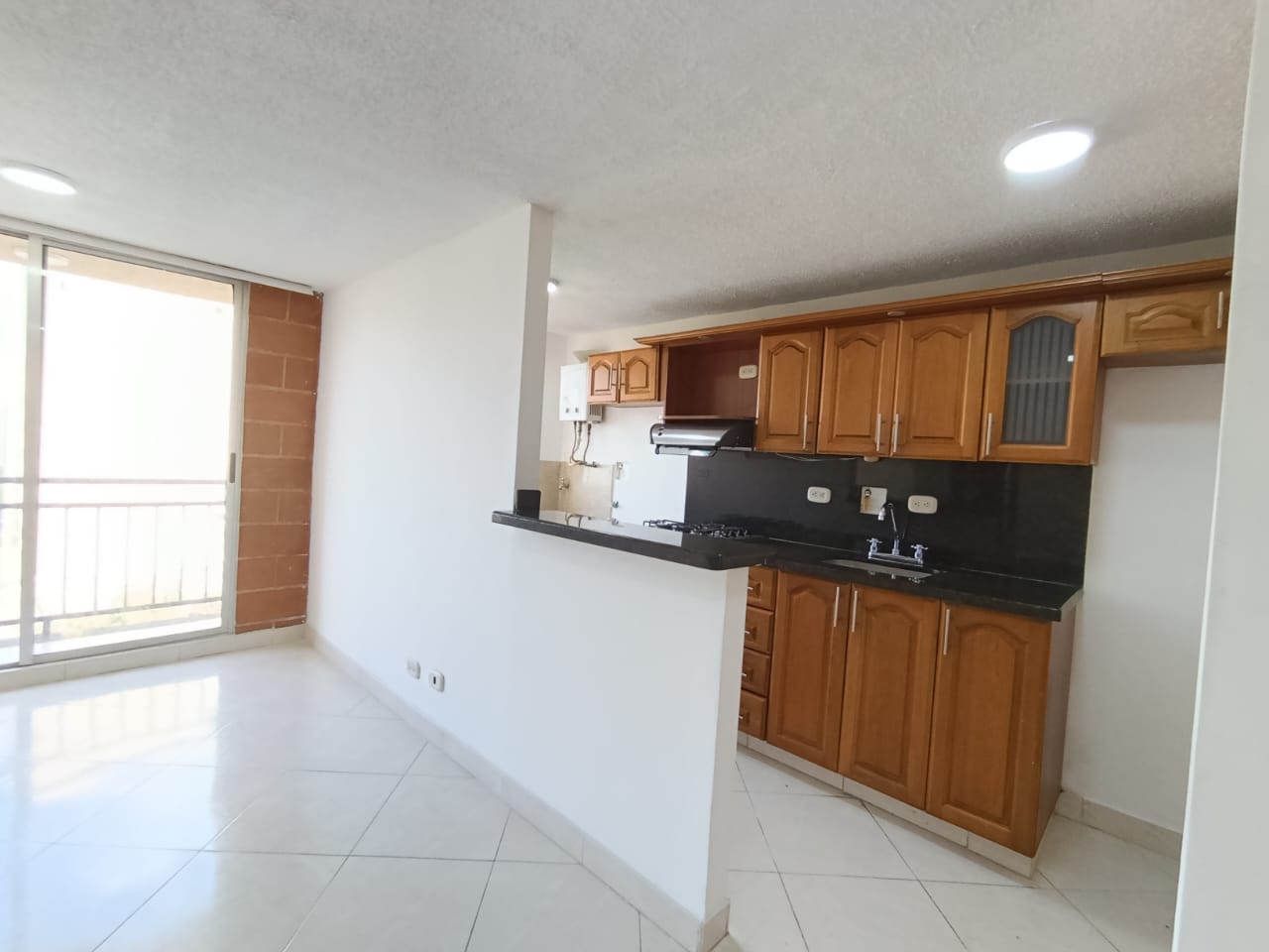 APARTAMENTO EN ARRIENDO, RODEO ALTO
