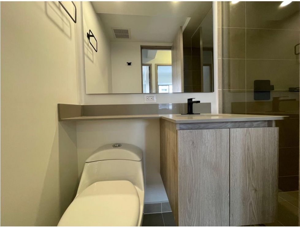 Apartamento en venta en el Poblado sector Ciudad del Río