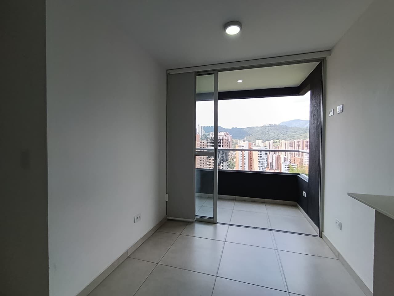 Apartamento en Arriendo  Sabaneta Las Lomitas