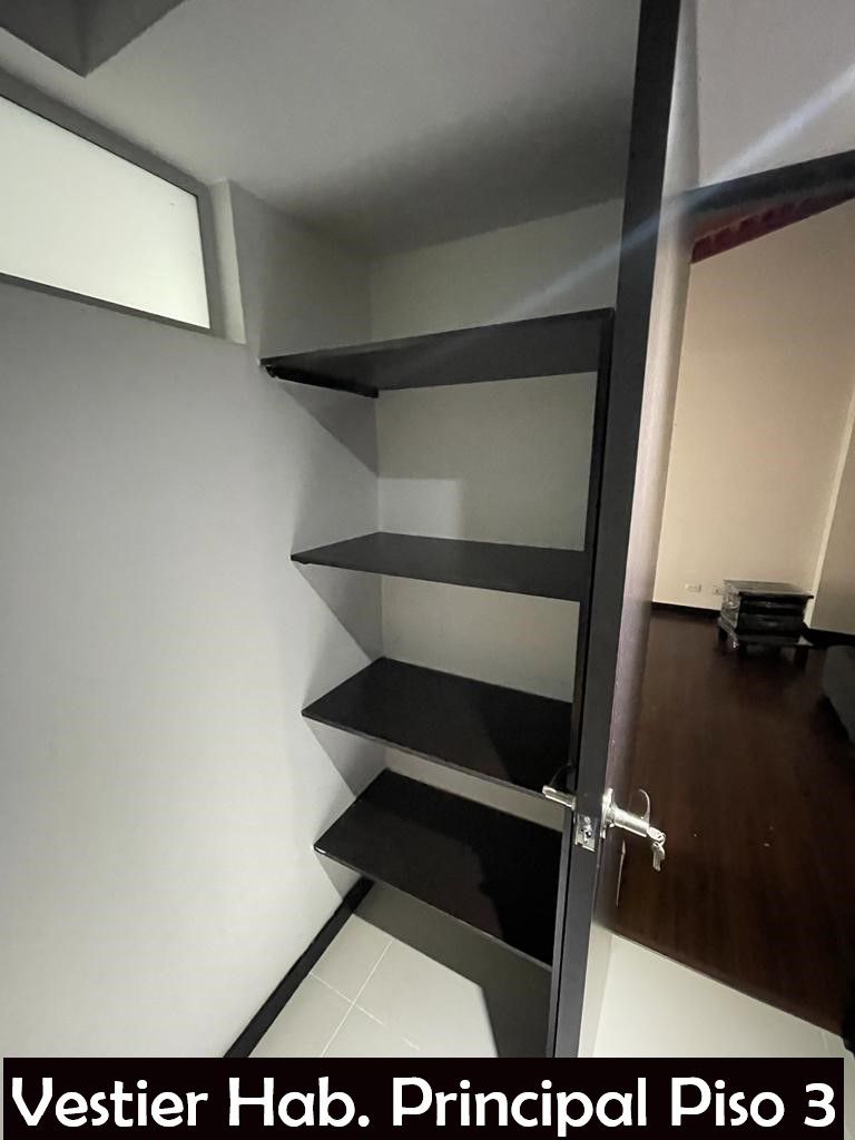 Casa para la venta en La Estrella Cerca del Parque - Antioquia