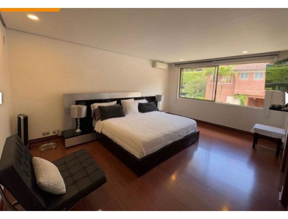 Casa en venta en la Cola del Zorro Poblado Medellin