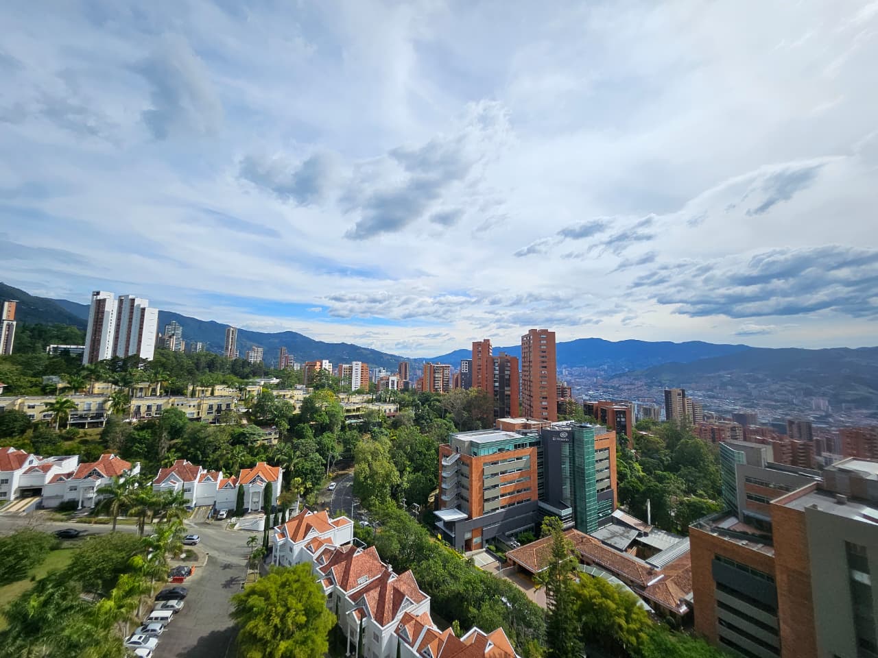 Apartamento para arriendo en La Calera Poblado Medellin