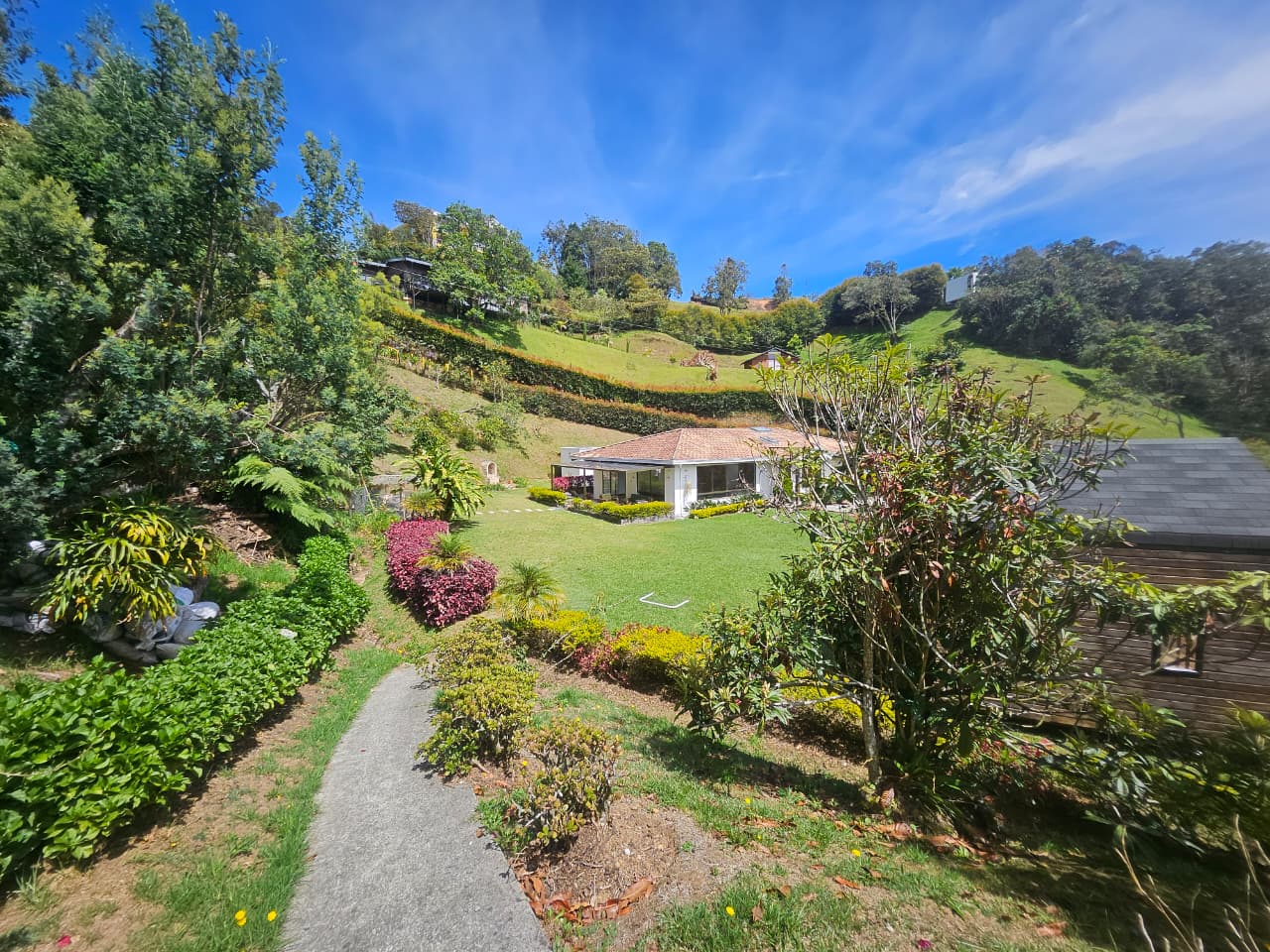 Casa para arriendo en Envigado Loma del Escobero