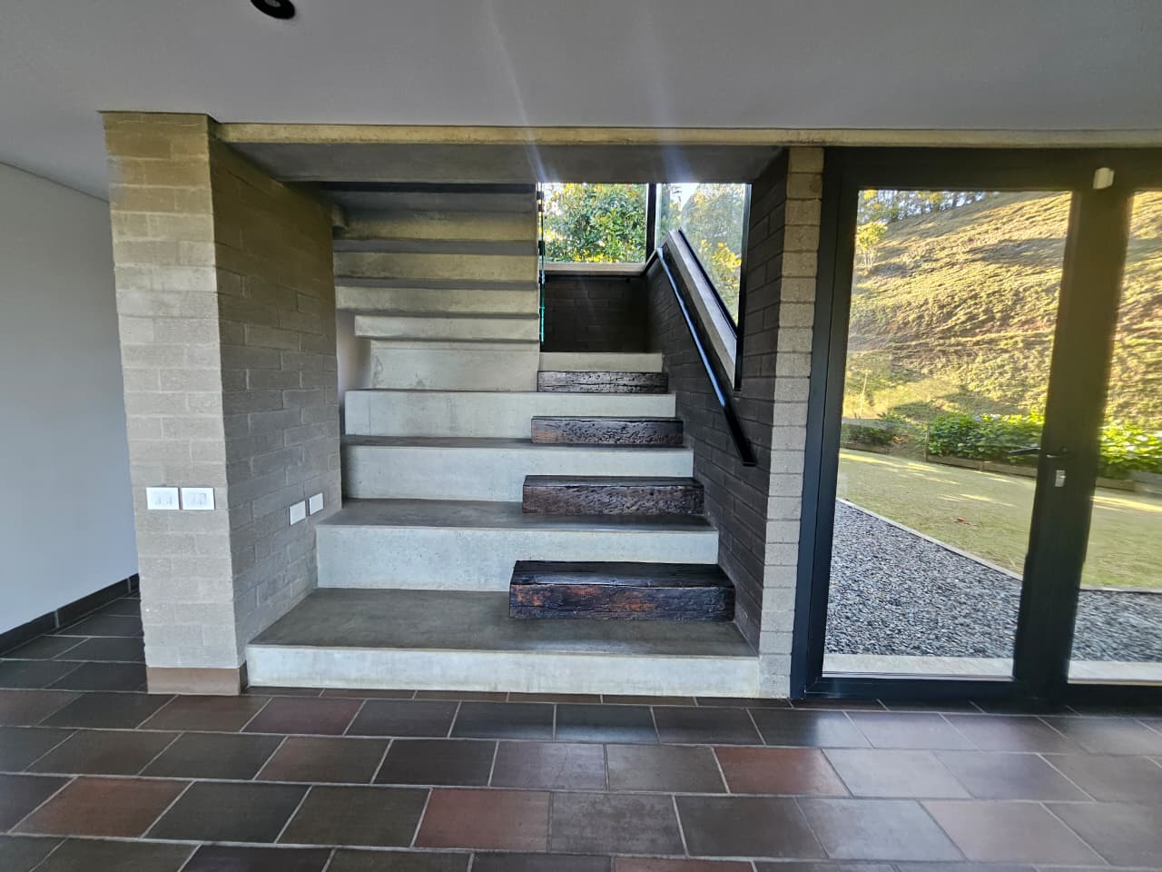 Casa para arriendo en Envigado Loma del Escobero