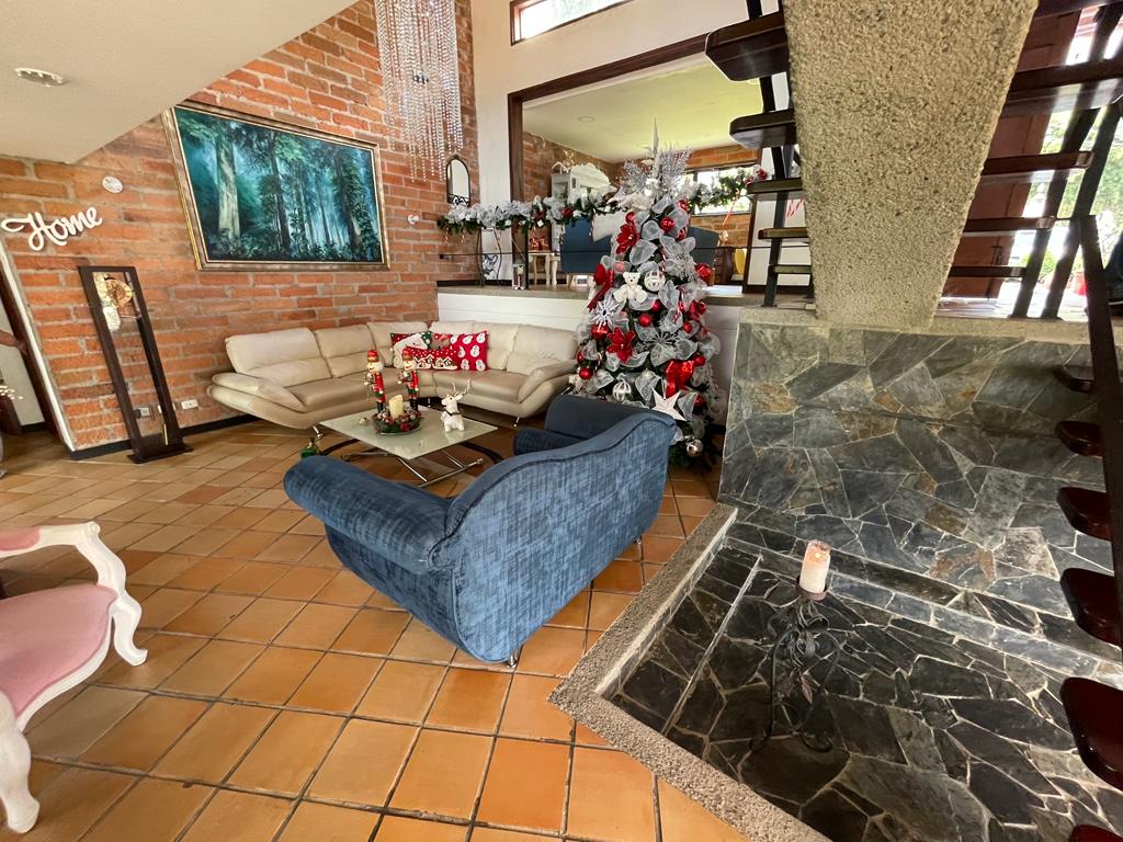 VENTA DE CASA SABANETA ANTIOQUIA.