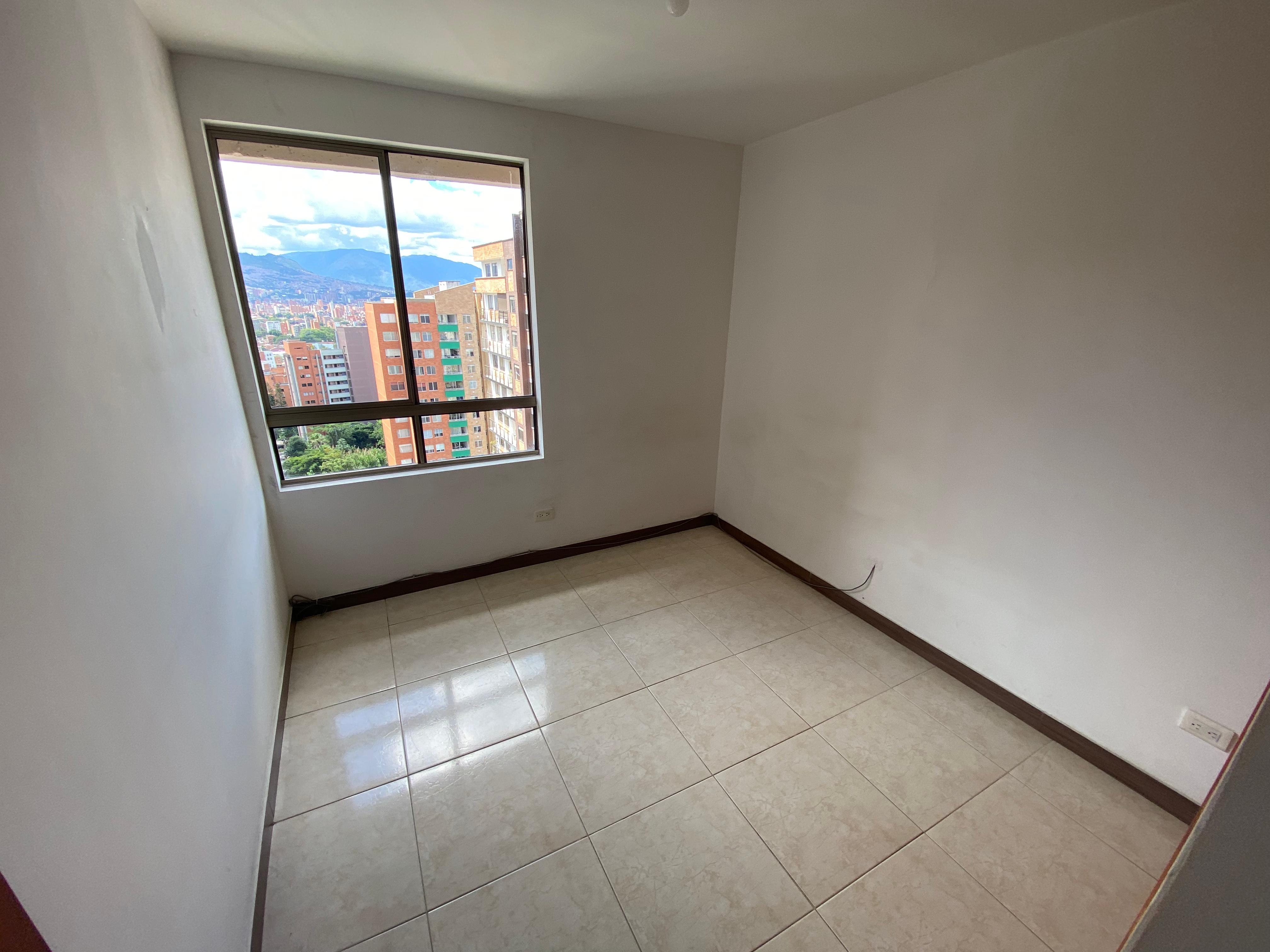 Apartamento en venta Loma de los Bernal