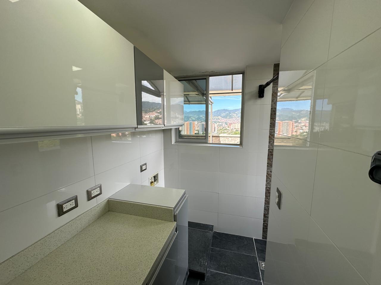 APARTAMENTO DUPLEX EN ARRIENDO SECTOR PILARICA