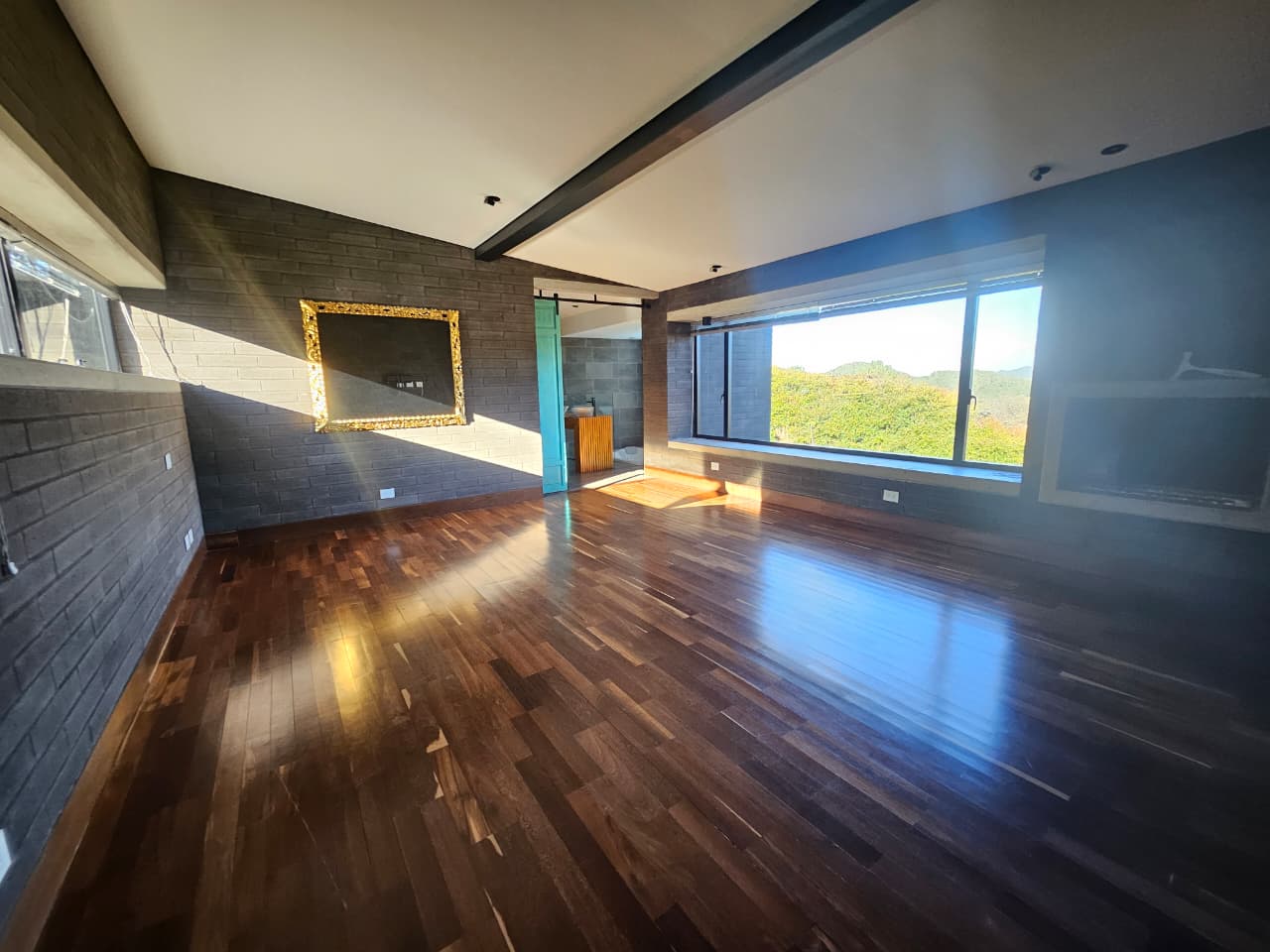 Casa para arriendo en Envigado Loma del Escobero