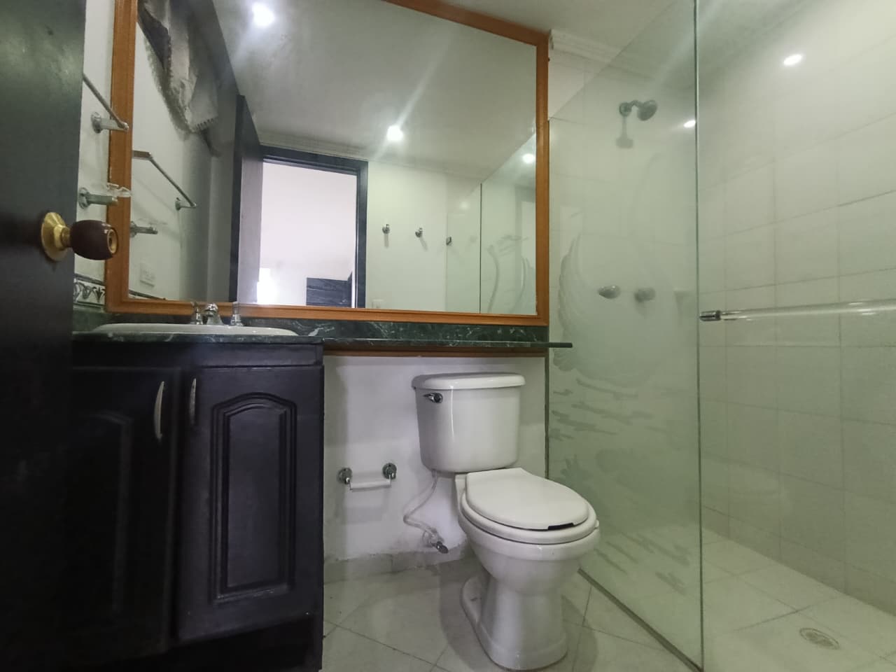 Apartamento en arriendo en Loma de los Bernal Medellín