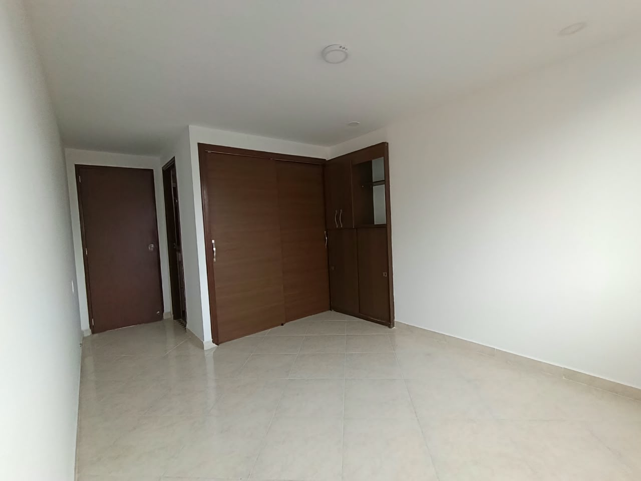 Apartamento en arriendo en Loma de los Bernal Medellín