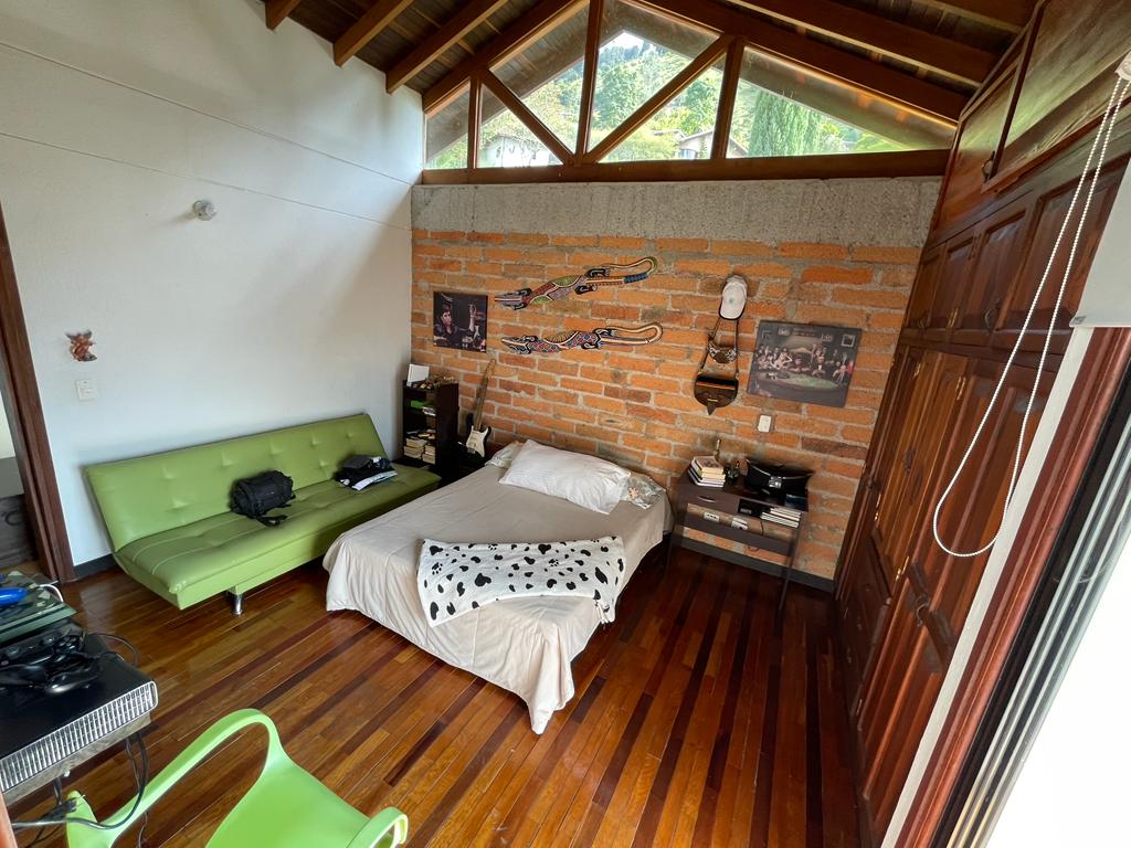 VENTA DE CASA SABANETA ANTIOQUIA.