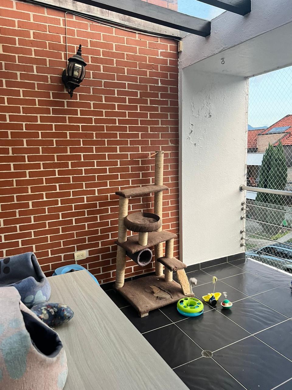 Casa para la venta en La Estrella Cerca del Parque - Antioquia