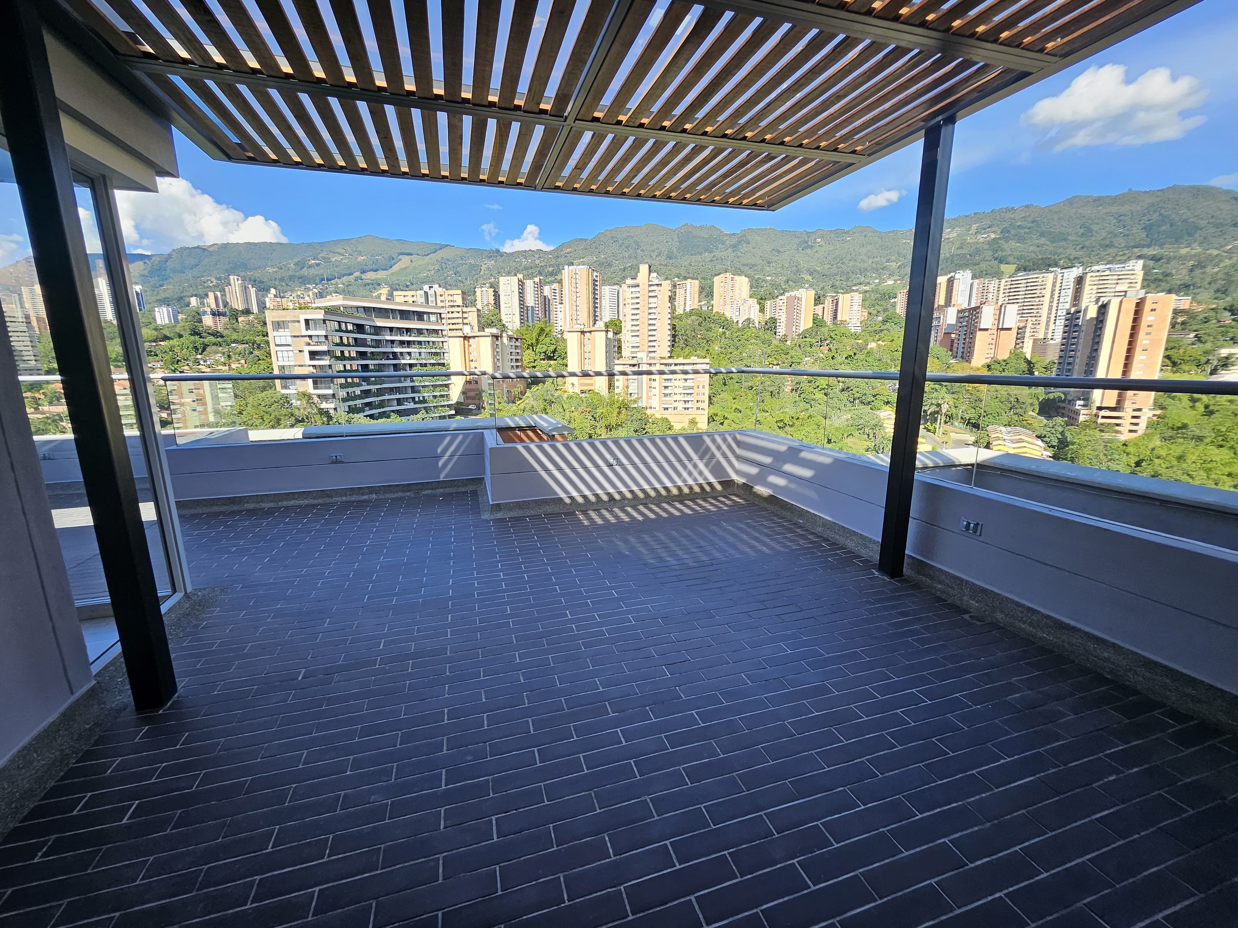Apartamento duplex en venta en La Abadía  Envigado