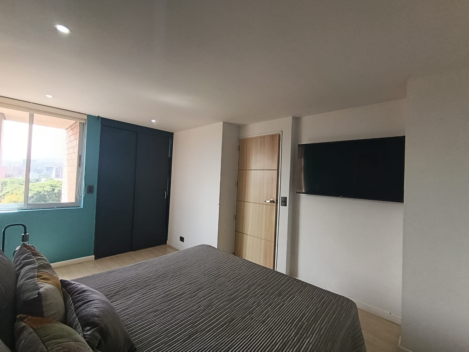 APARTAMENTO AMOBLADO EN  ARRIENDO EN BELEN