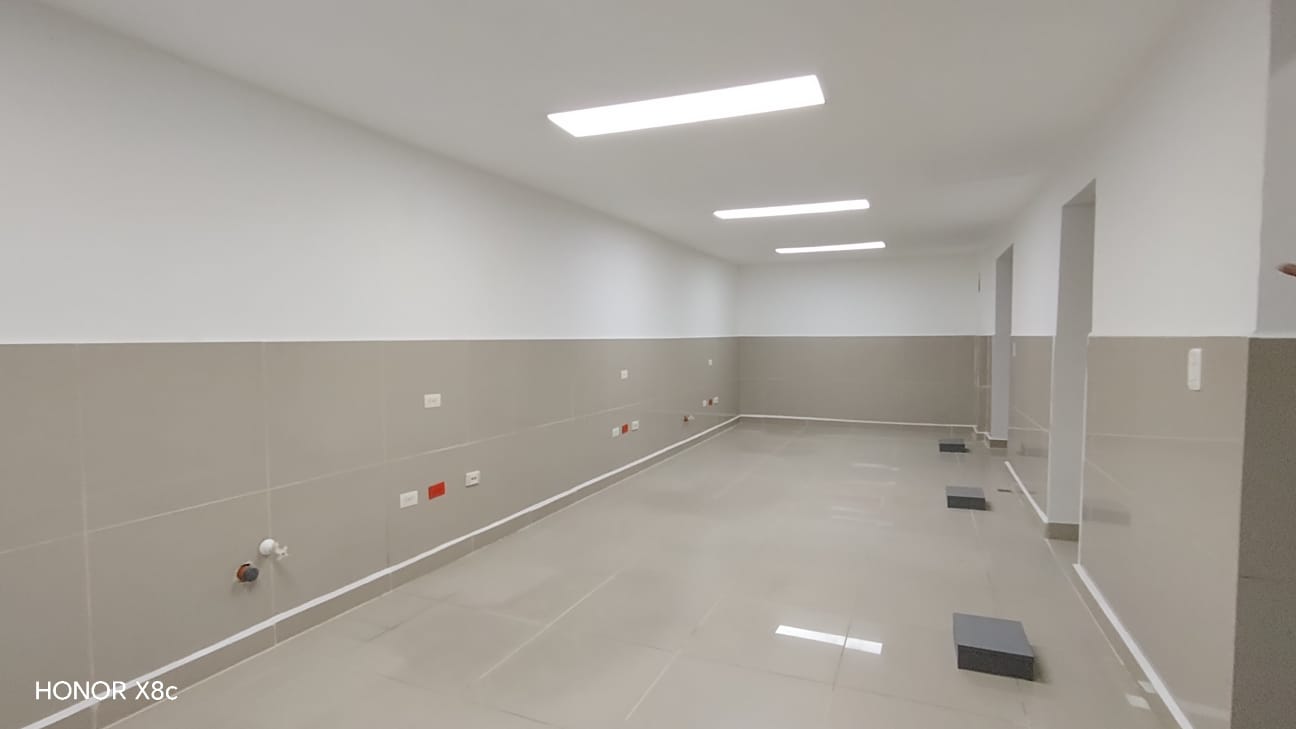 Casa comercial para arriendo en La 80 Estadio