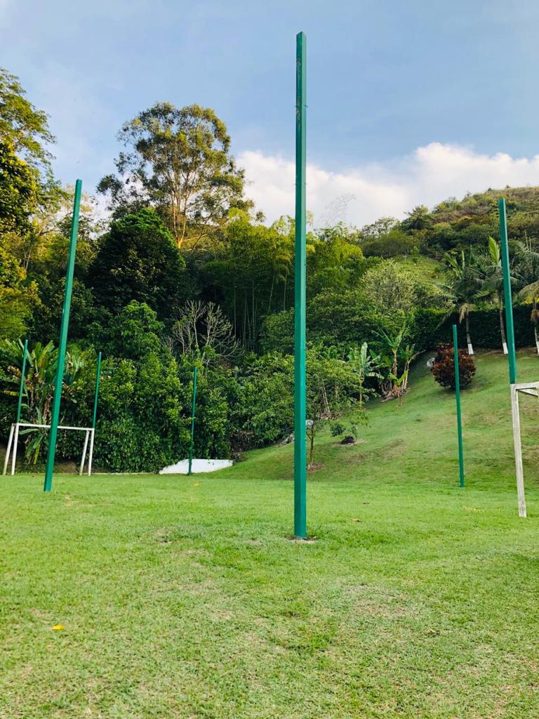 SE VENDE FINCA EN GIRARDOTA (ANTIOQUIA)