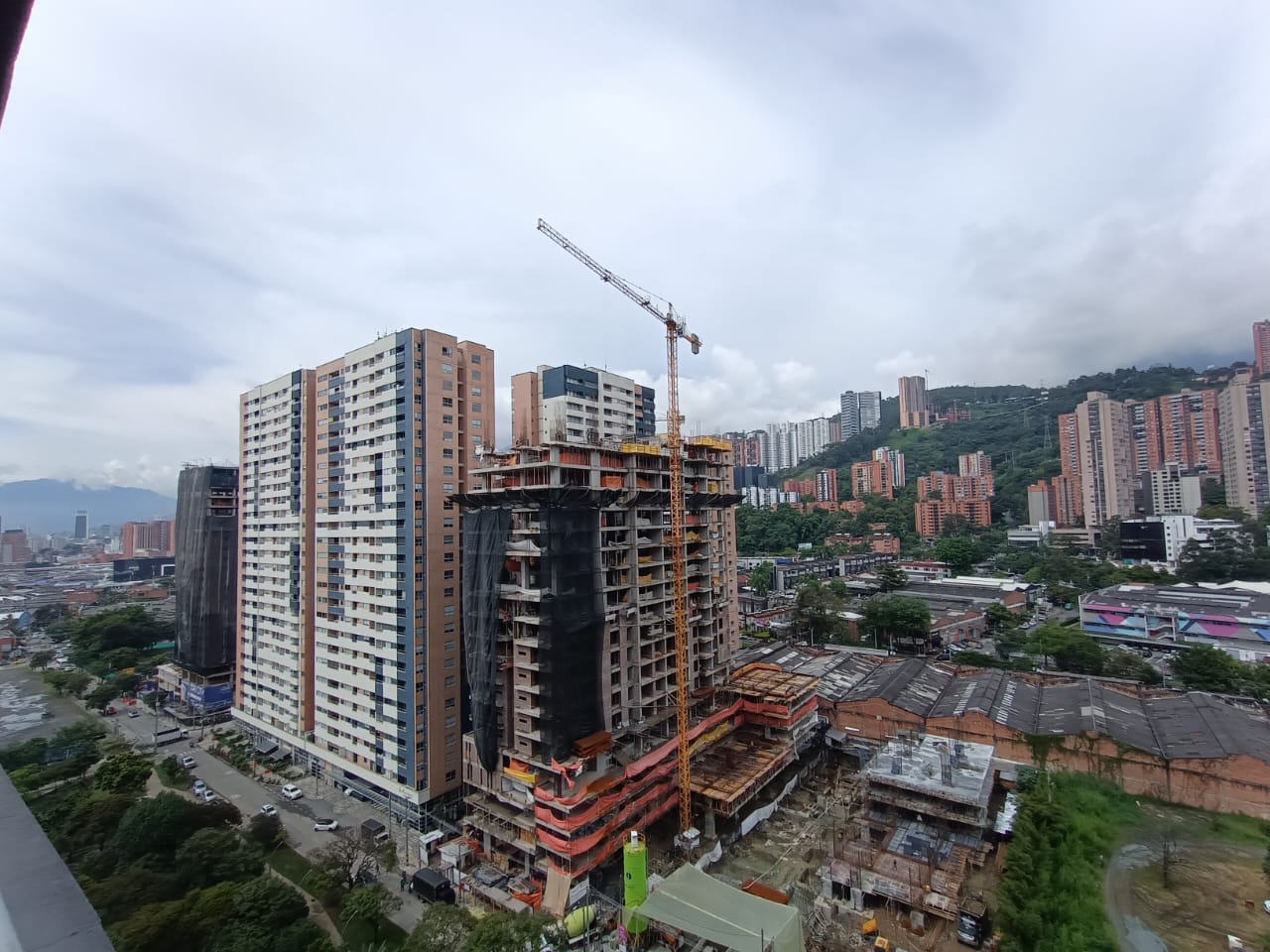 Apartamento en venta en el Poblado, sector Ciudad del Río
