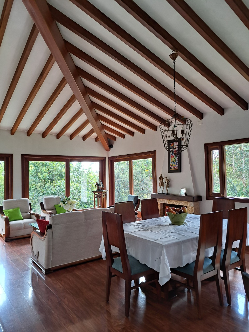 Casa campestre para arriendo en Las Palmas Envigado