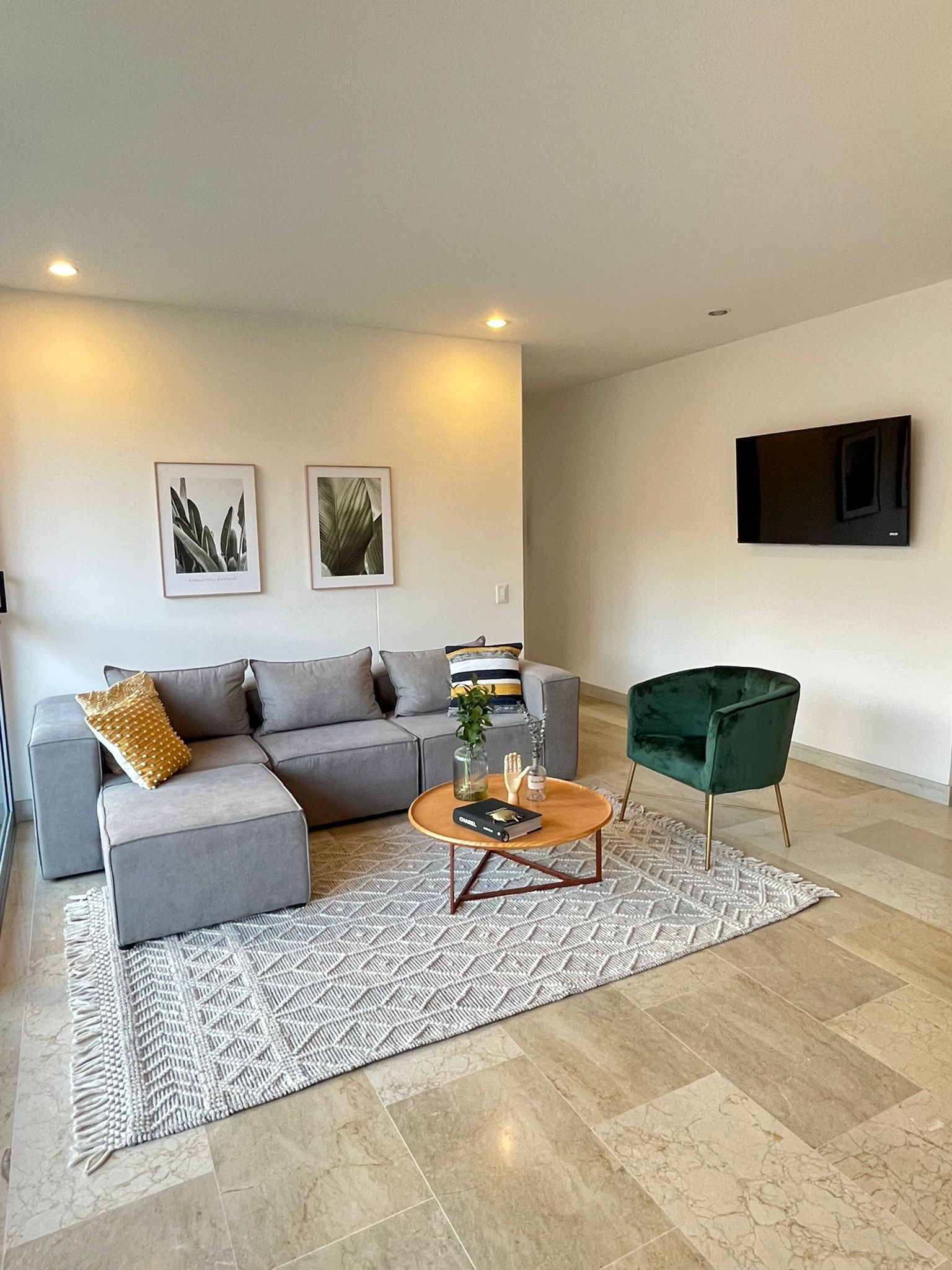 Apartamento para arriendo amoblado Lalinde Poblado