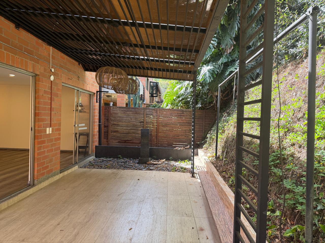 Casa para la venta en Envigado la Calleja