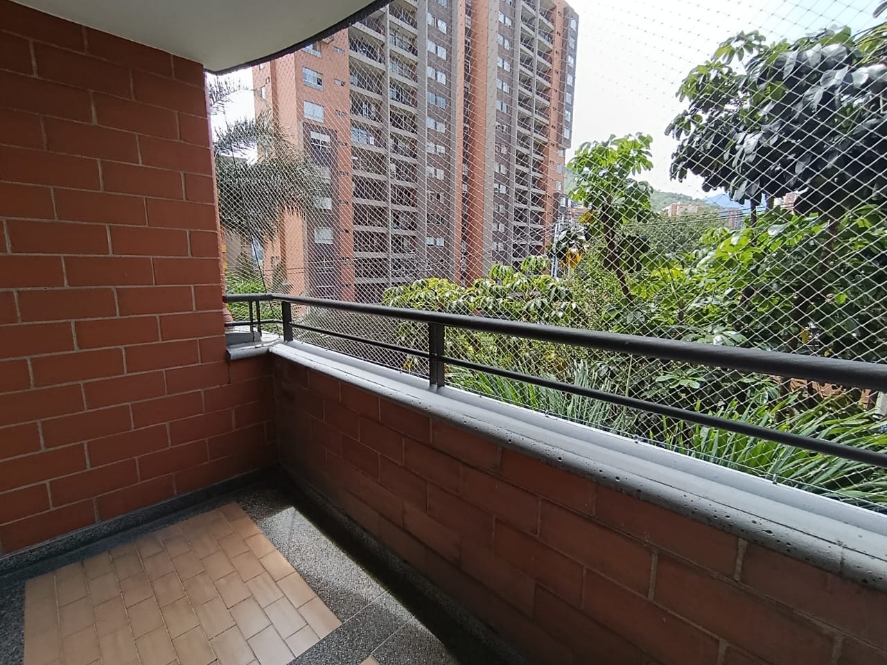 Arriendo apartamento en La Loma de Los Bernal