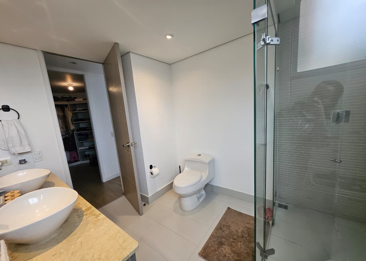 Apartamento para arriendo en La Calera Poblado Medellin