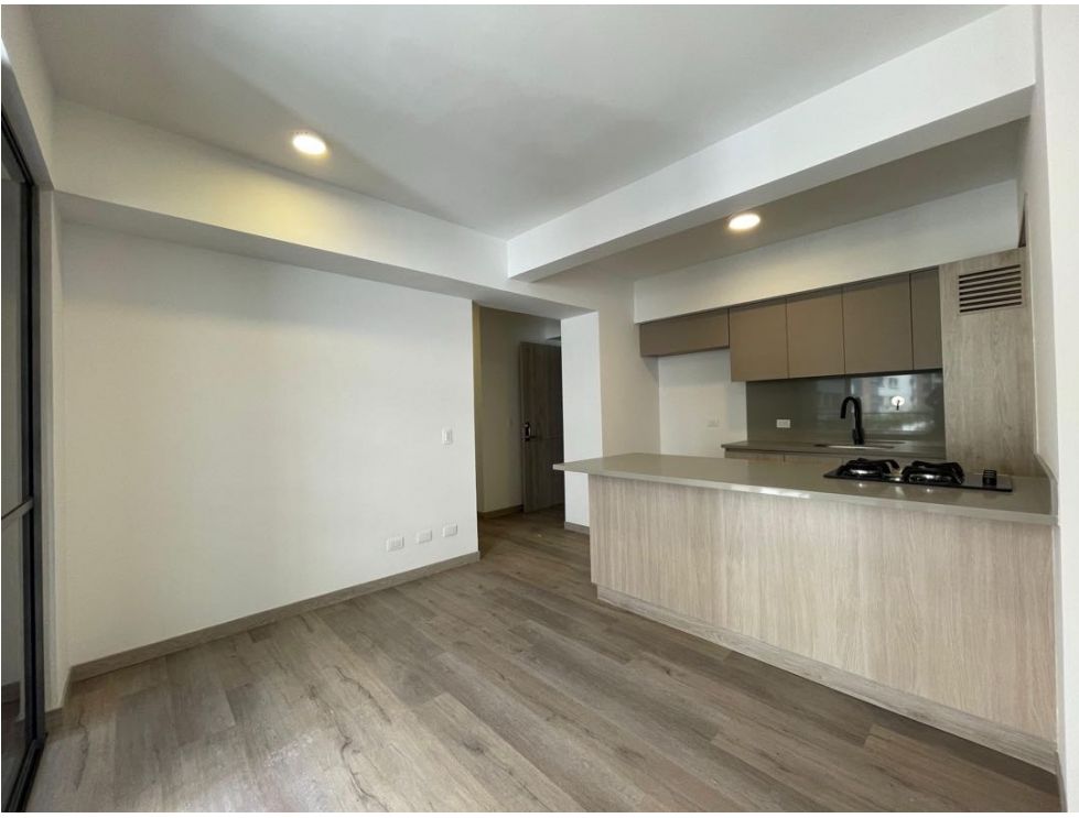 Apartamento en venta en el Poblado sector Ciudad del Río