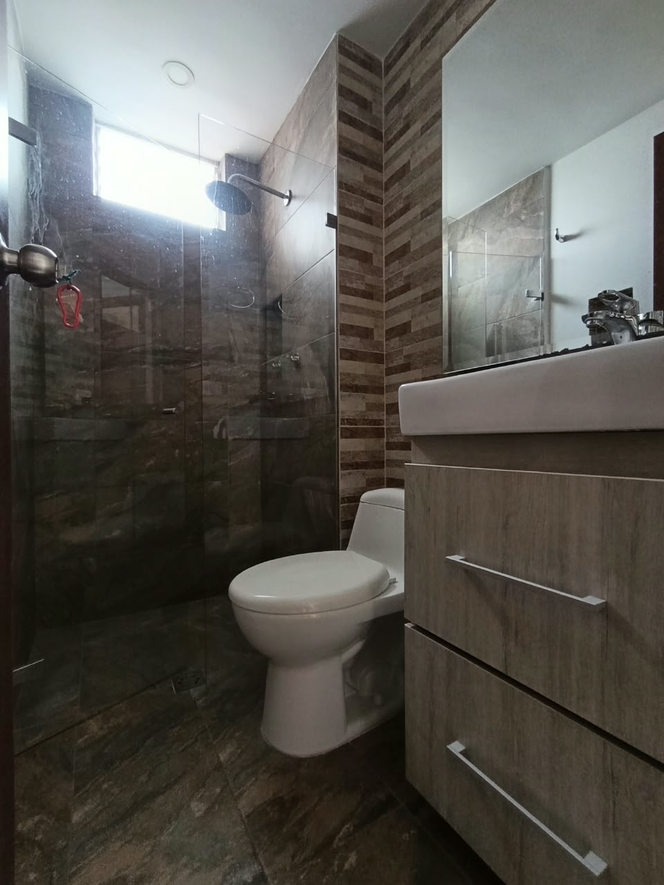 Apartamento en arriendo en Loma de los Bernal Medellín