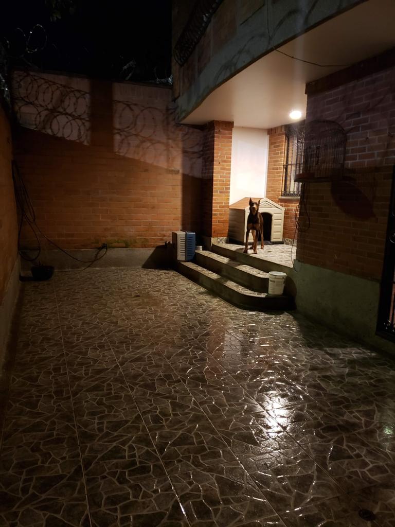 Hermosa casa para la venta en Sabaneta
