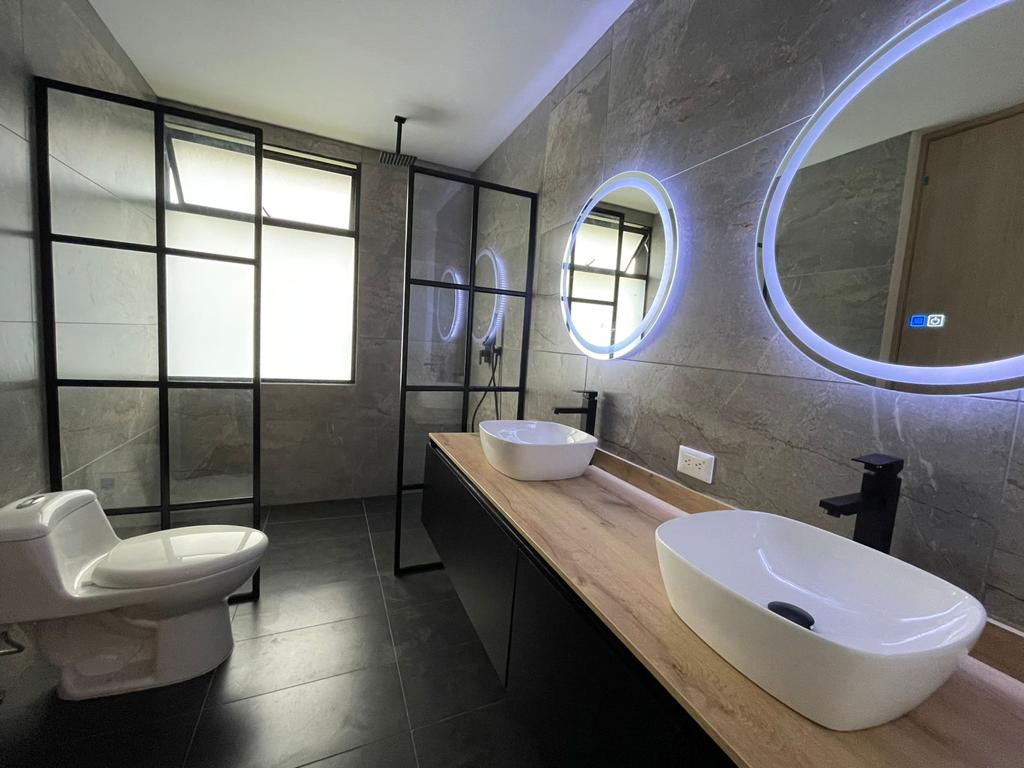 Casa para la venta en Envigado la Calleja
