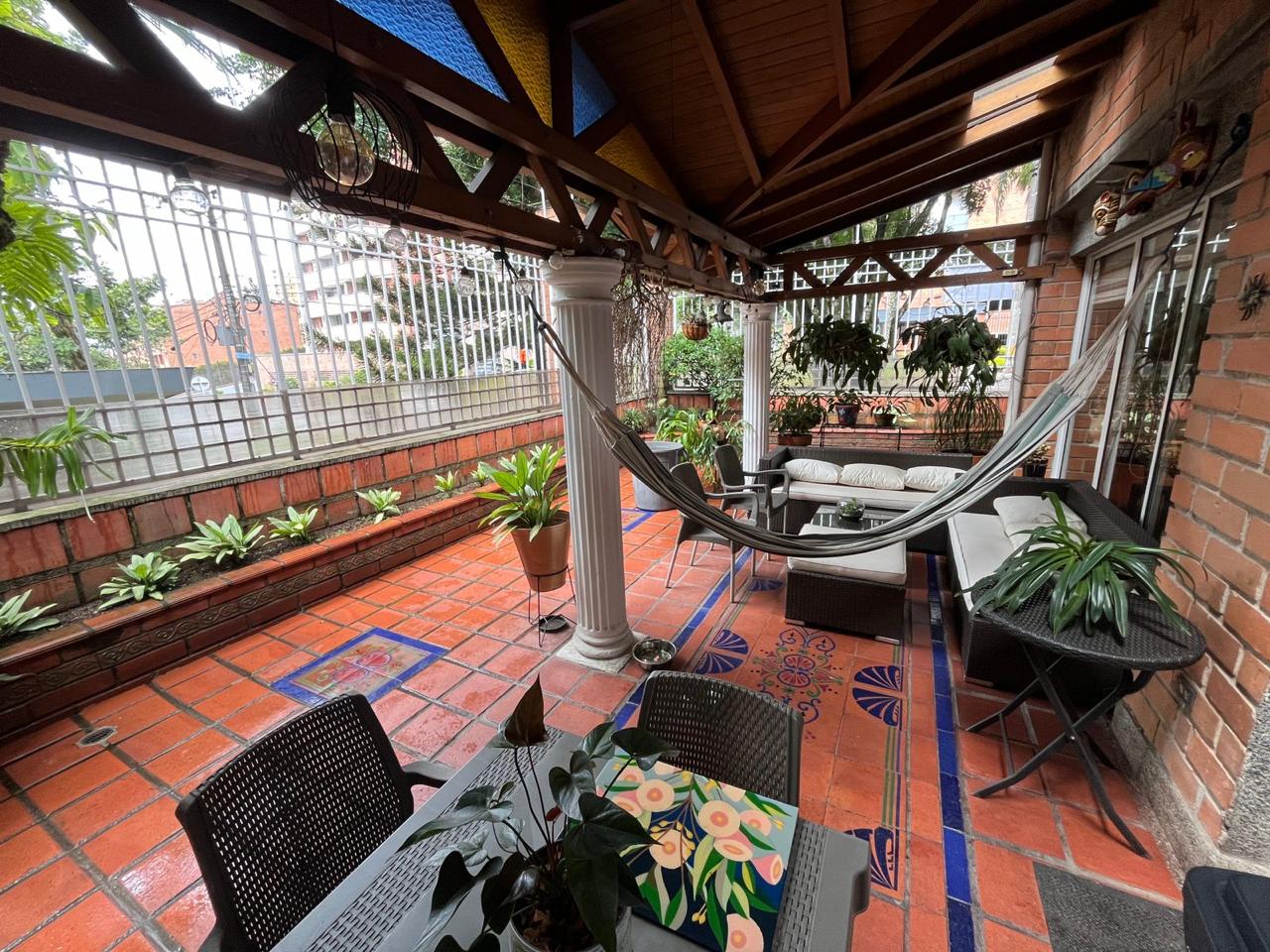 Casa para la venta Medellin loma de los Bernal