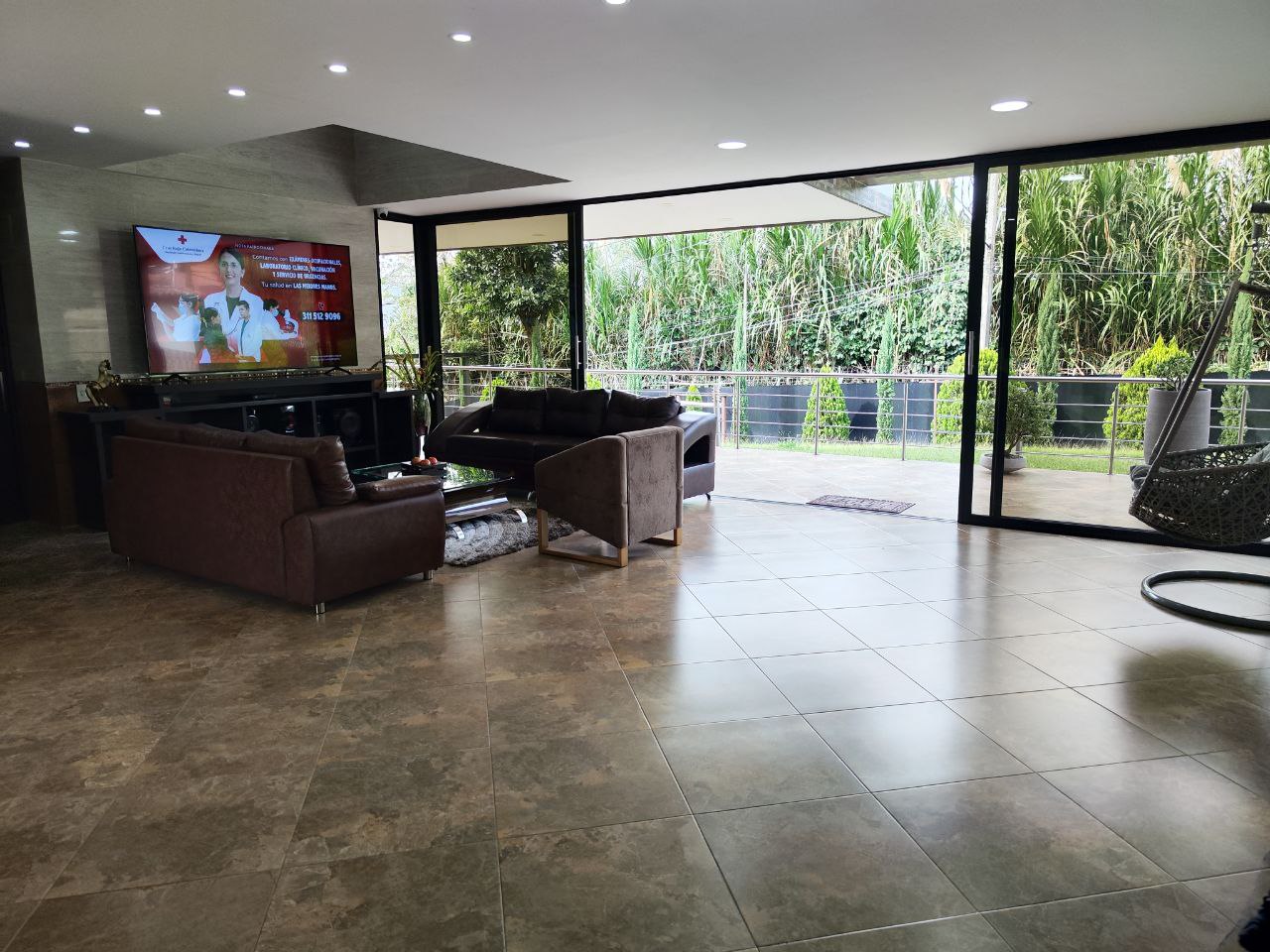 Casa para la venta INDEPENDIENTE en El Escobero parte baja