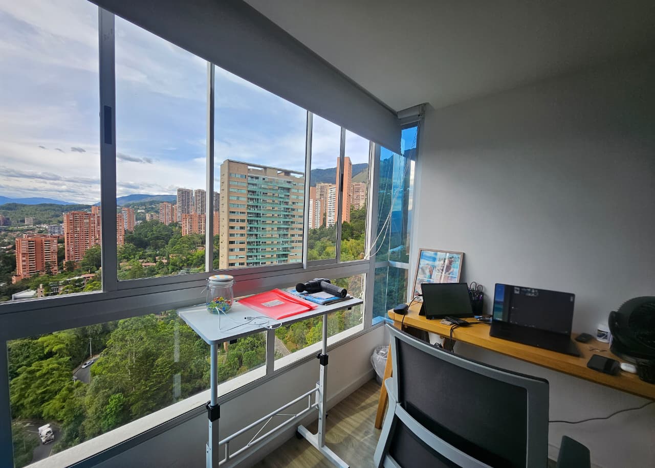 Apartamento para arriendo en La Calera Poblado Medellin