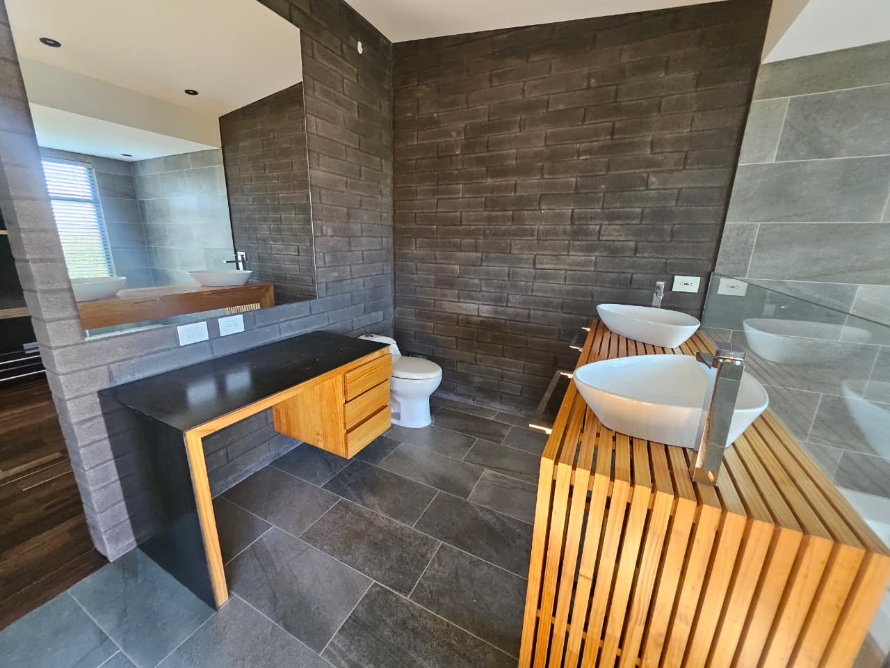 Casa para arriendo en Envigado Loma del Escobero