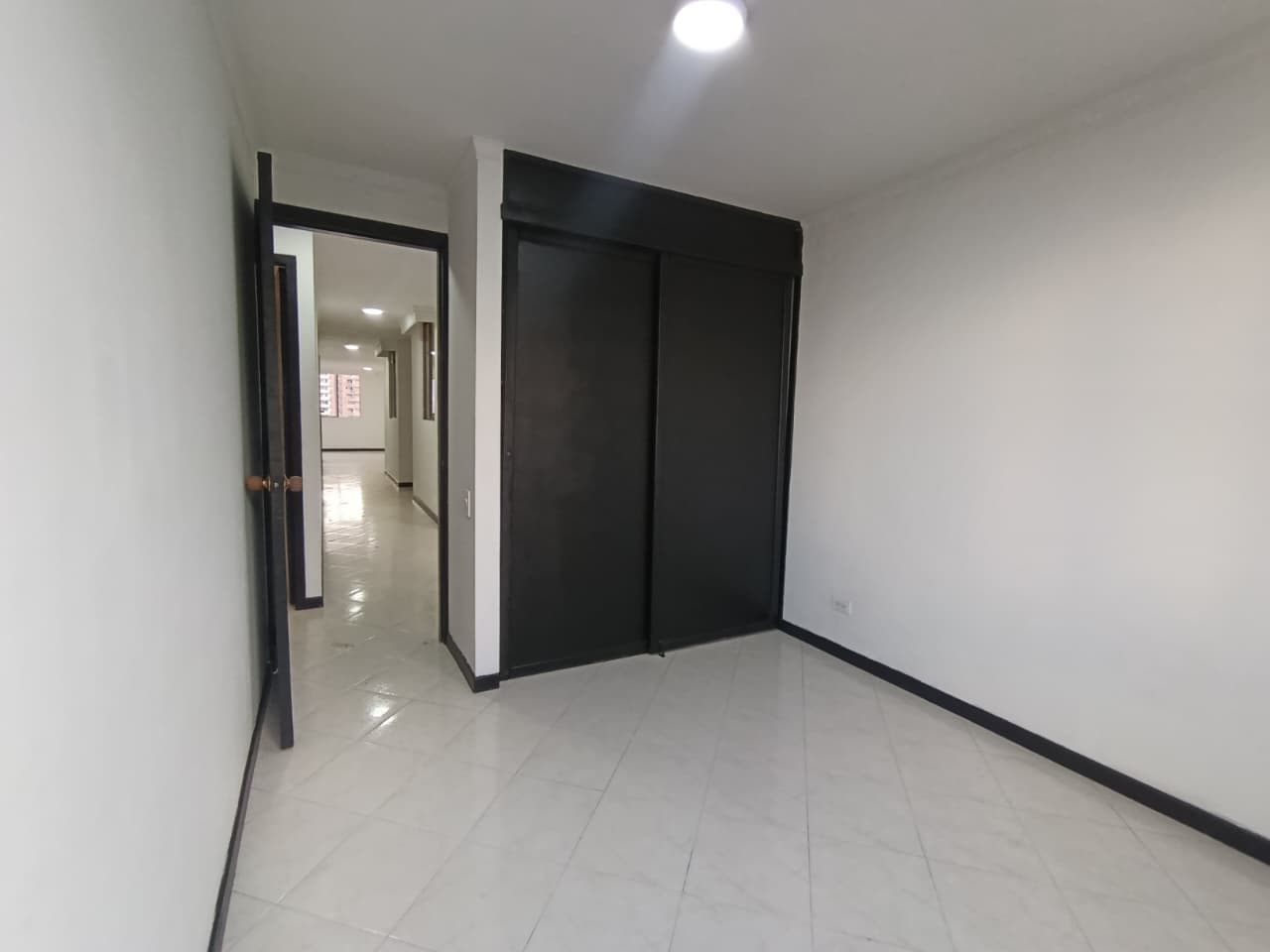 Apartamento en arriendo en Loma de los Bernal Medellín