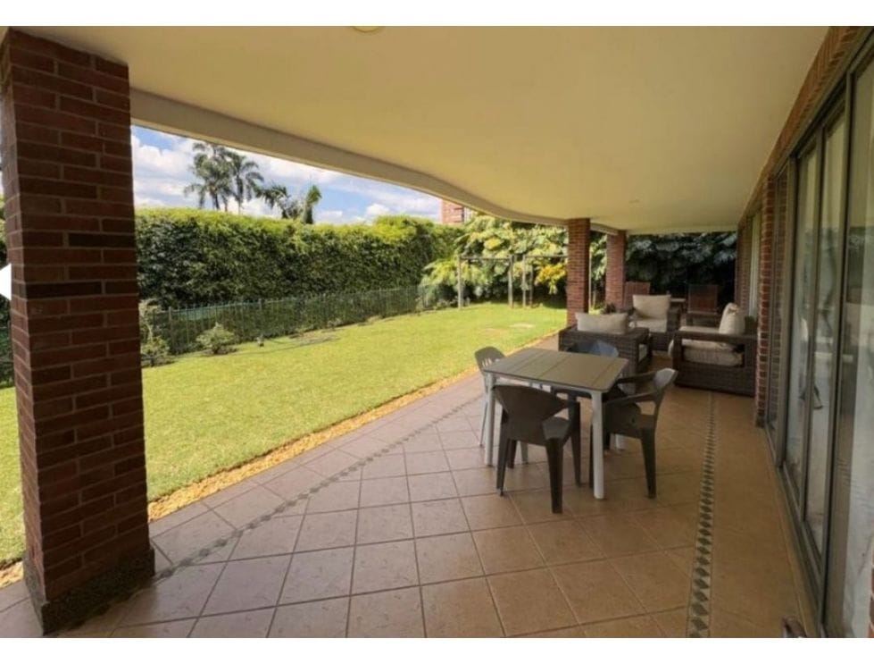 Casa en venta en la Cola del Zorro Poblado Medellin