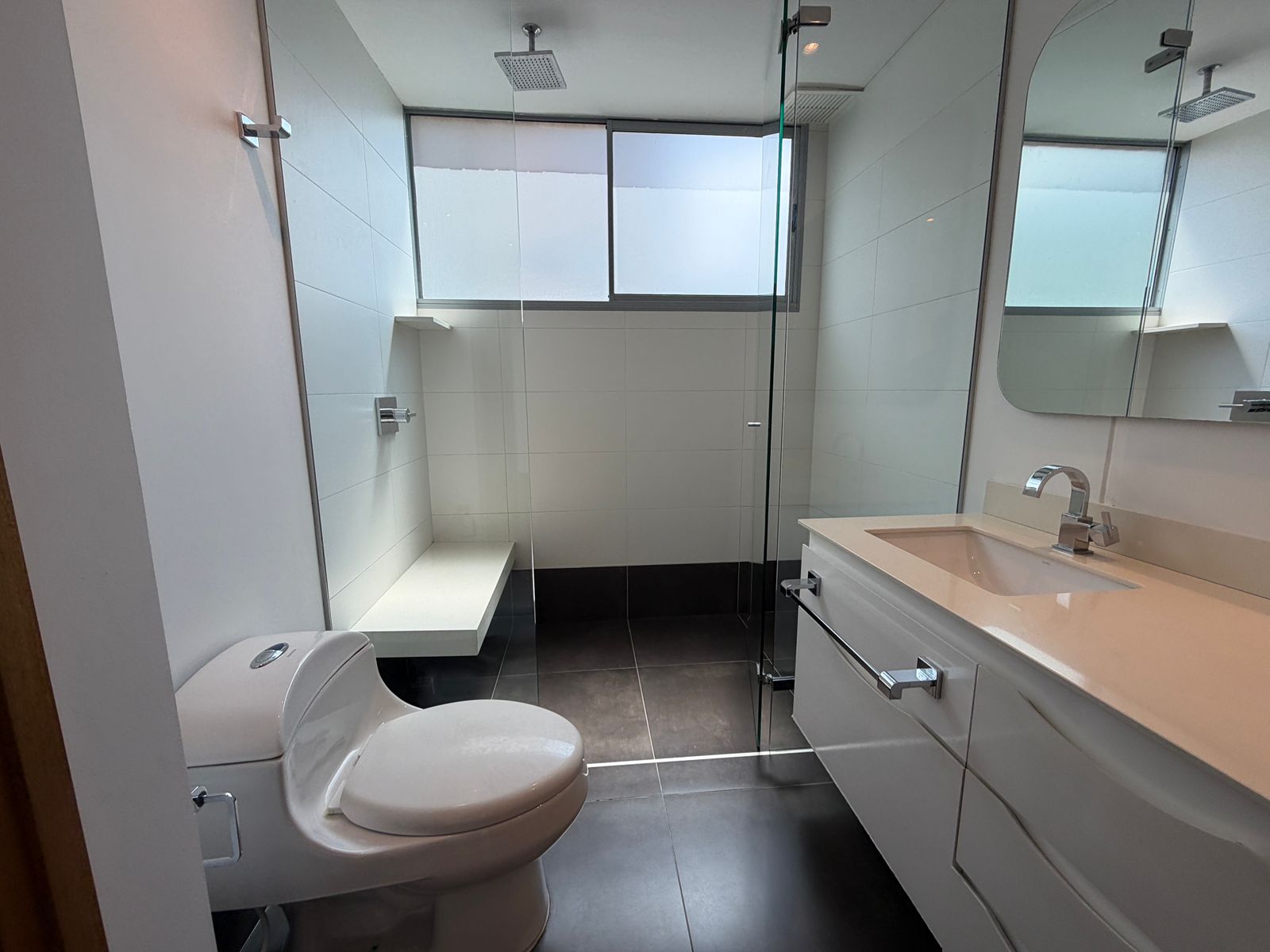 Apartamento en venta Medellin Poblado los Balsos